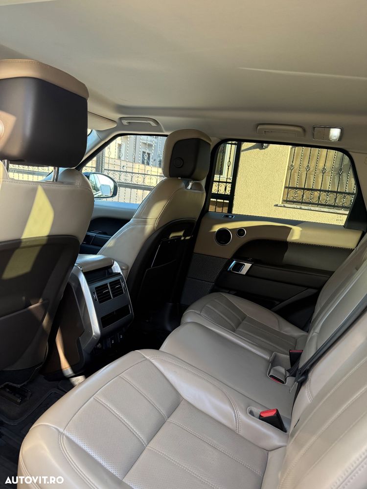 Land Rover Range Rover Sport 3.0 SDV6 - 11