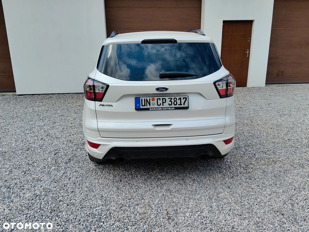 Ford Kuga 2.0 TDCi FWD ST-Line - 4