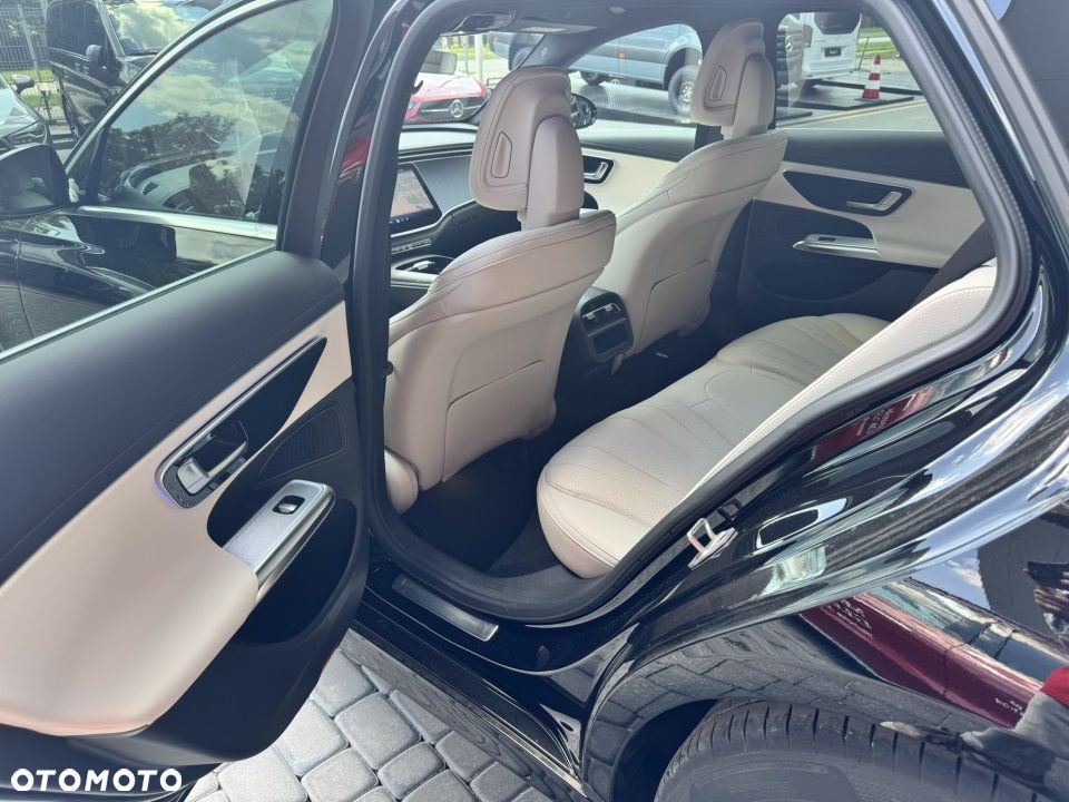 Mercedes-Benz Klasa E - 6