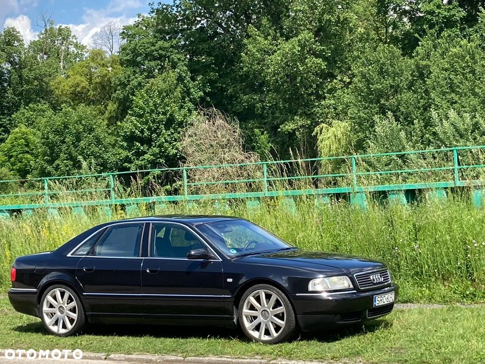 Audi A8 4.2 Quattro - 4