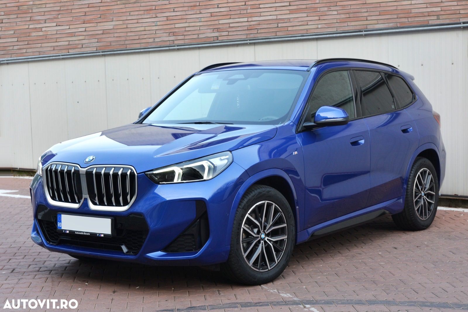 BMW X1 sDrive18d AT - 1