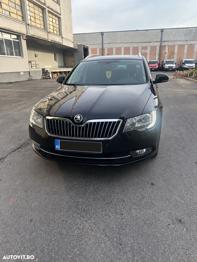Skoda Superb 2014 photo 2