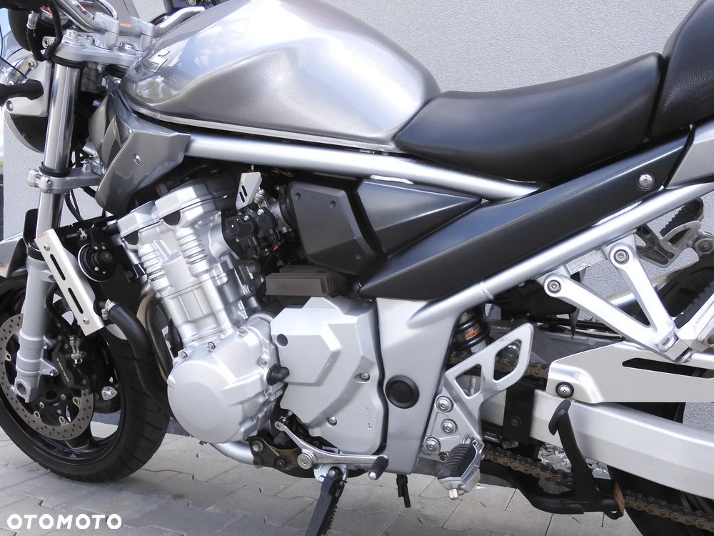 Suzuki Bandit - 30