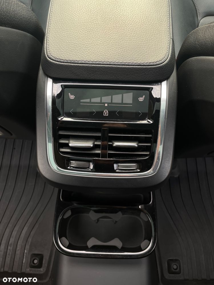 Volvo XC 90 T6 AWD Momentum - 20