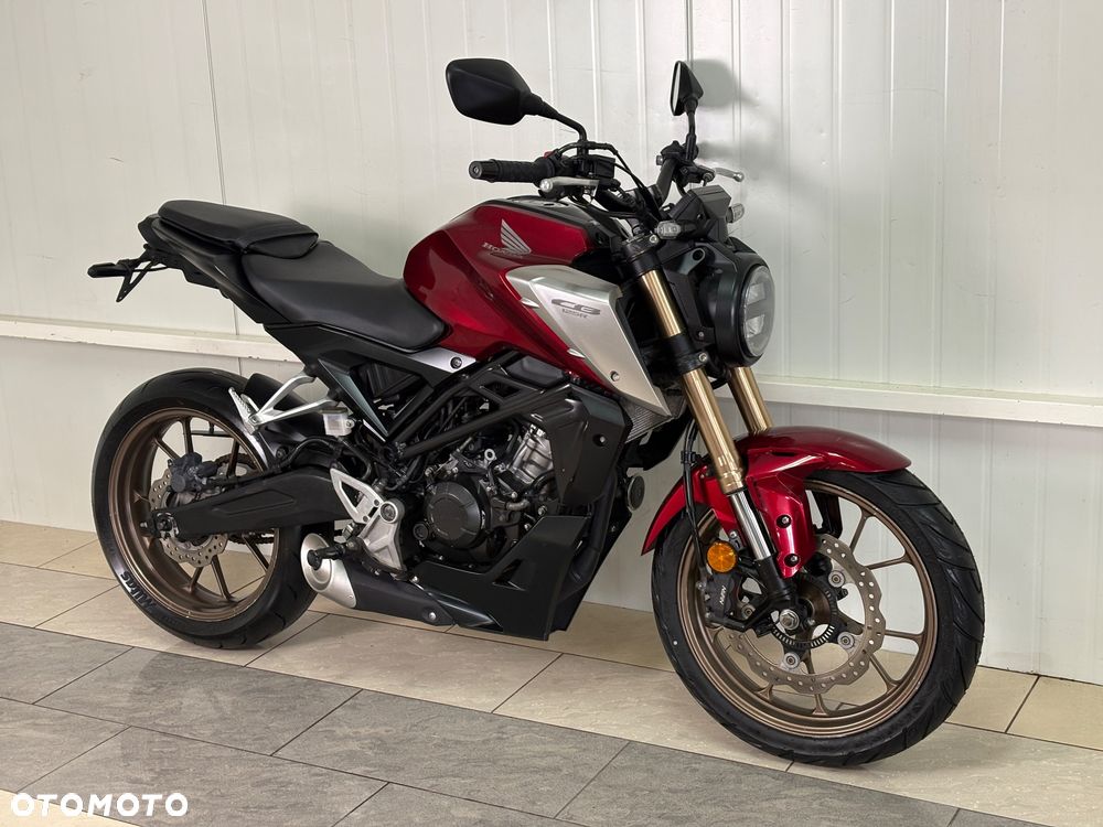 Honda CB - 1