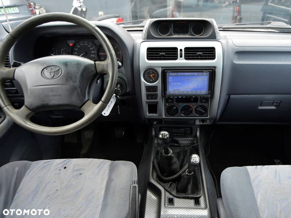 Toyota Land Cruiser - 8