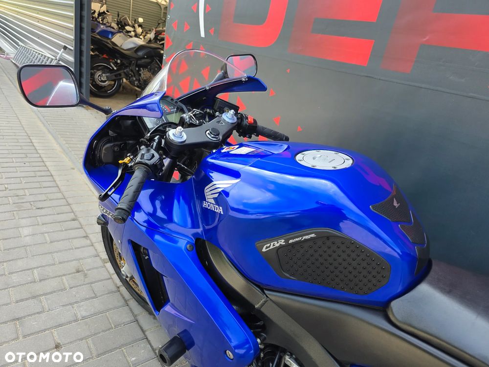 Honda CBR - 22