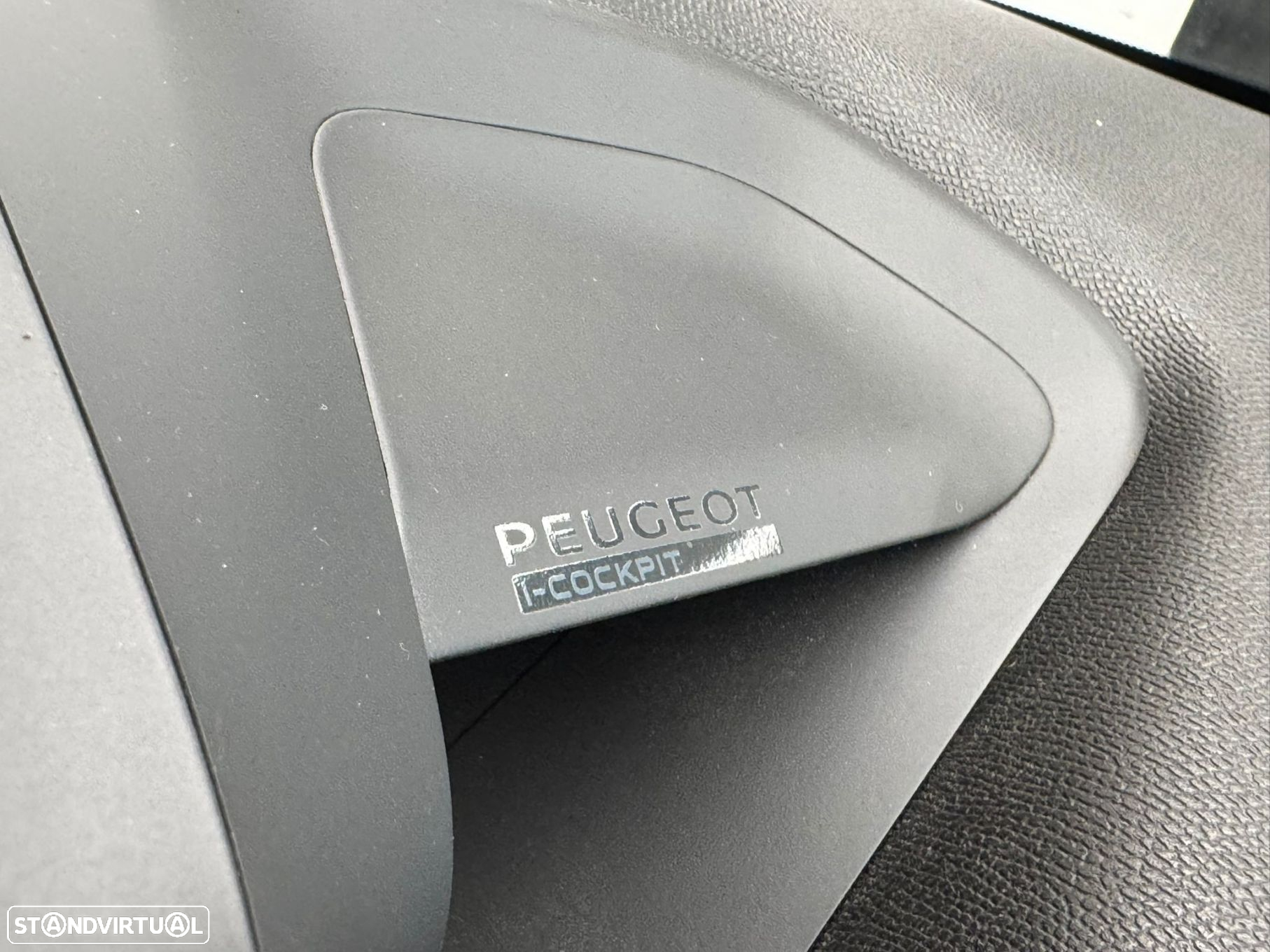 Peugeot e-208 50 kWh Allure Pack - 39