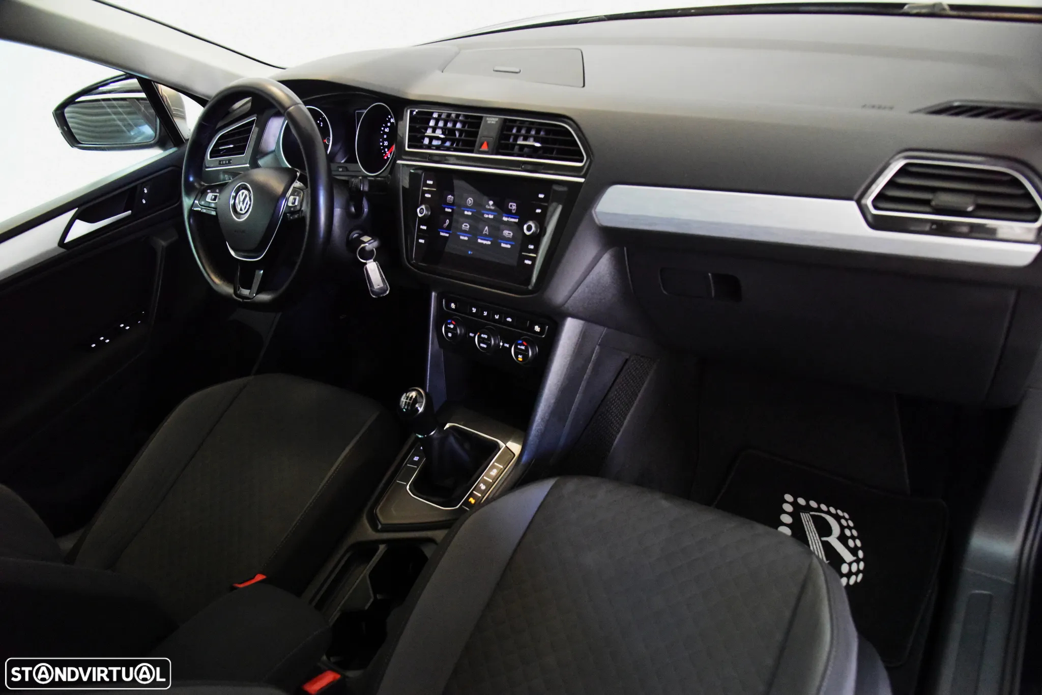VW Tiguan 2.0 TDI Highline - 28