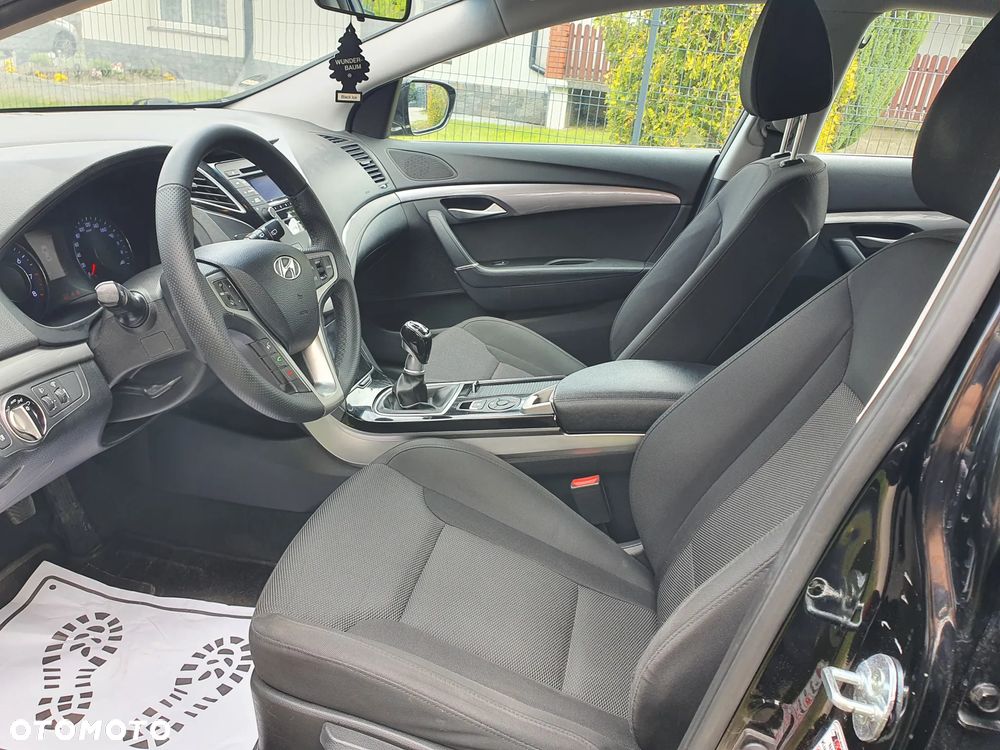 Hyundai i40 Kombi 1.6 Classic - 16