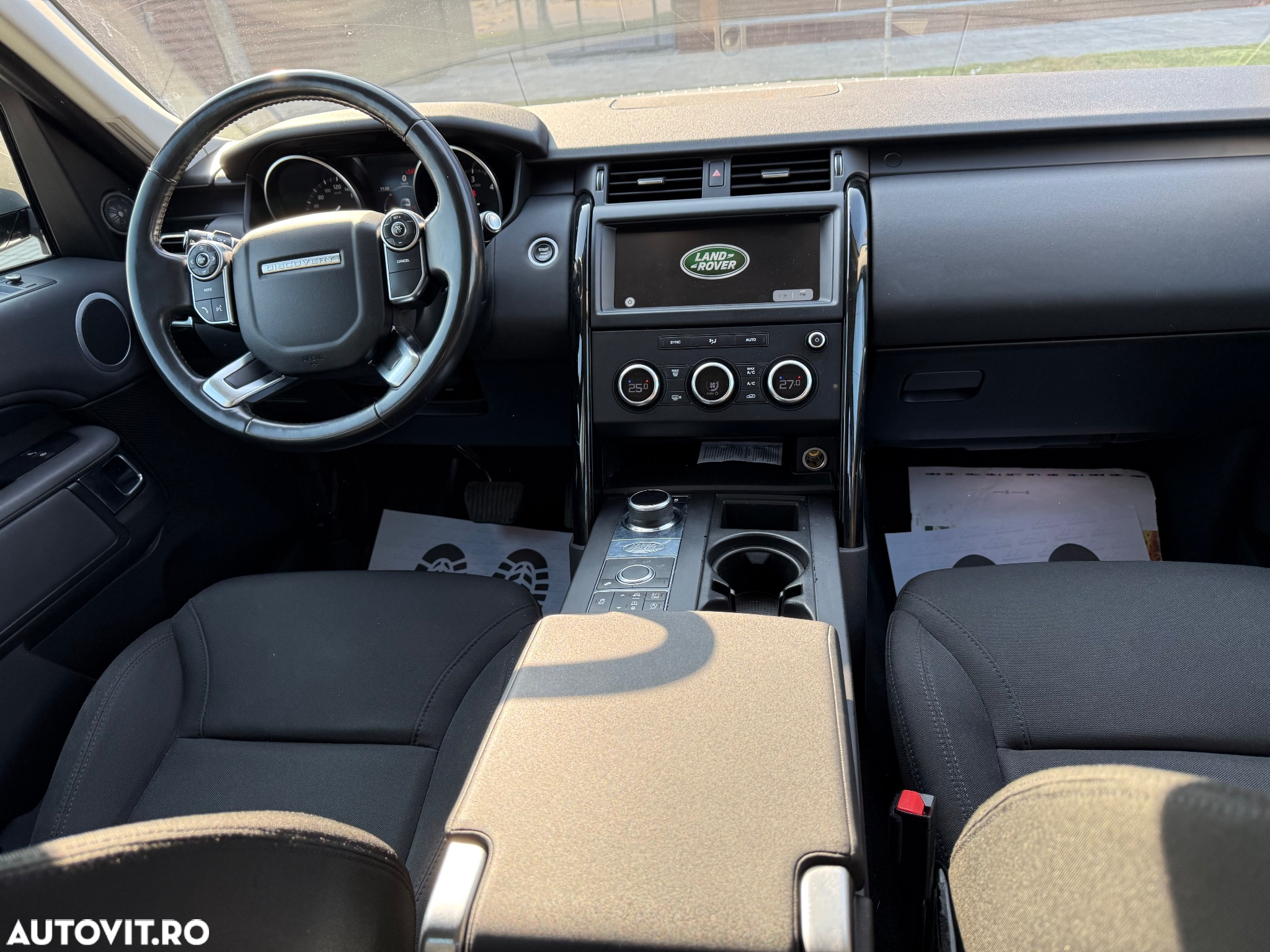 Land Rover Discovery 2.0 L TD4 HSE - 10