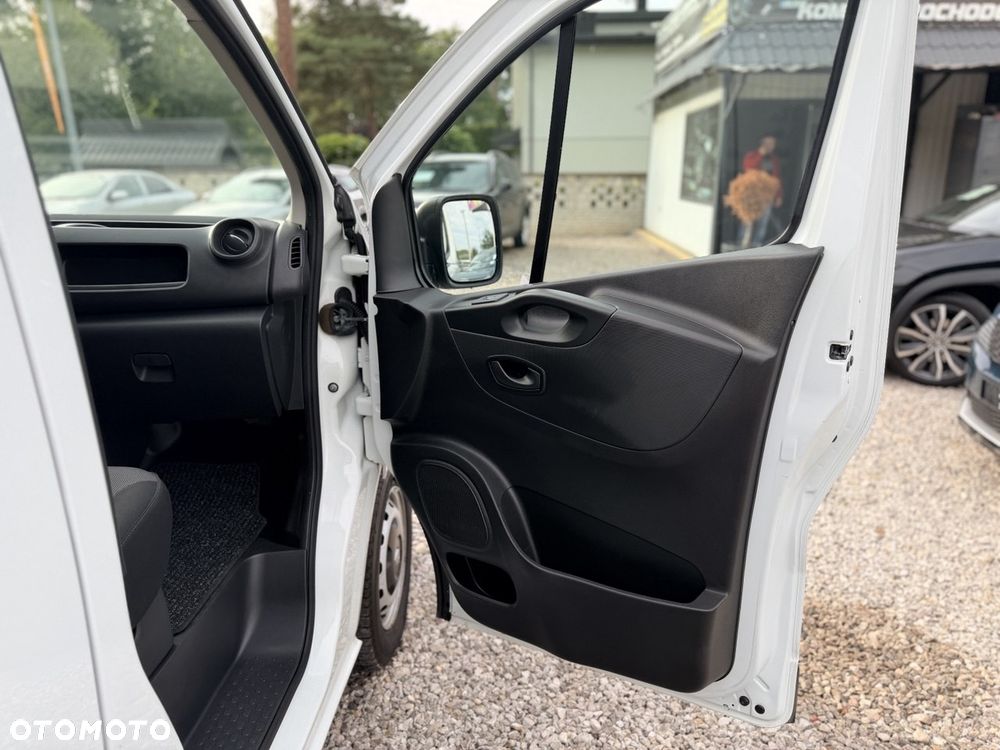 Renault Trafic - 17