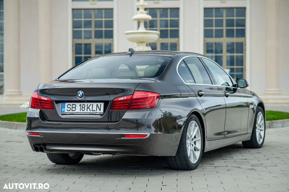 BMW Seria 5 530d xDrive - 2
