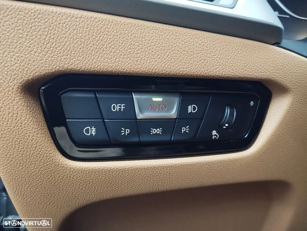 BMW 320 d Auto - 18