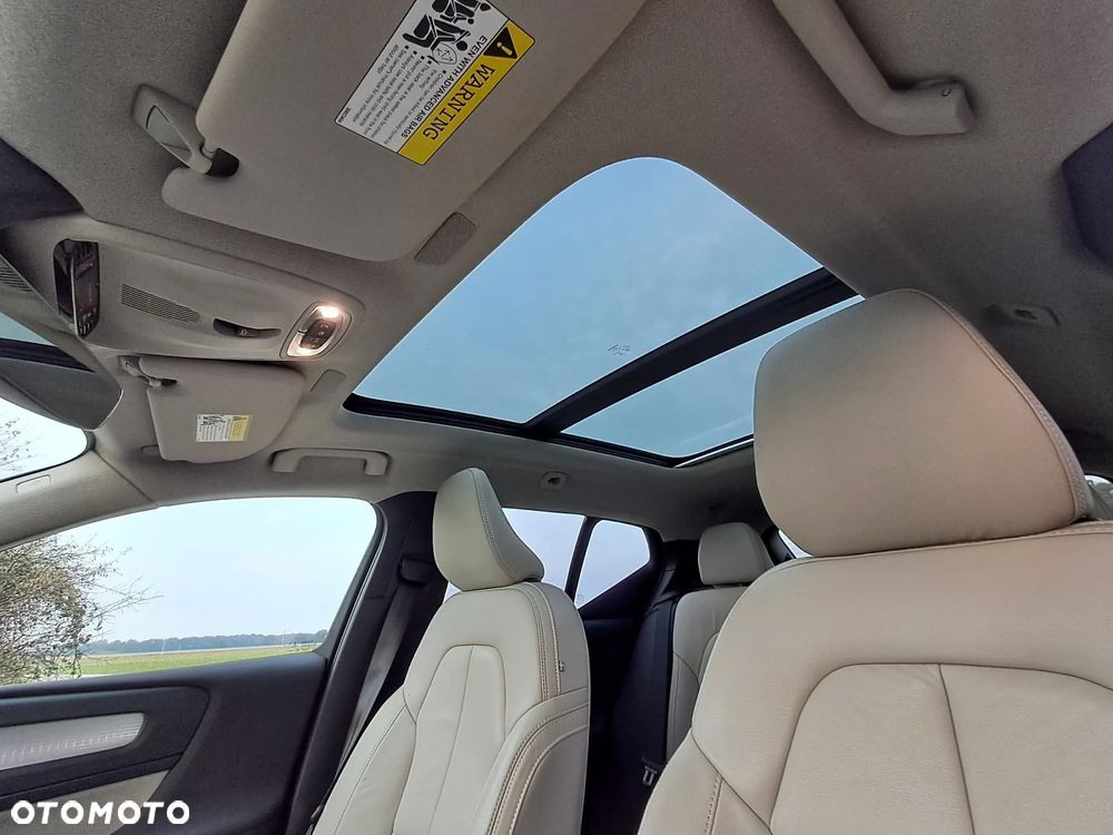 Volvo XC 40 - 21