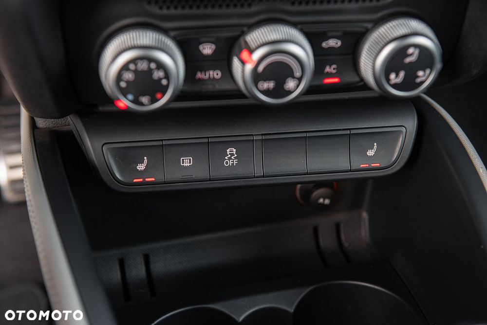 Audi A1 3-drzwiowe 1.6 TDI Attraction - 23