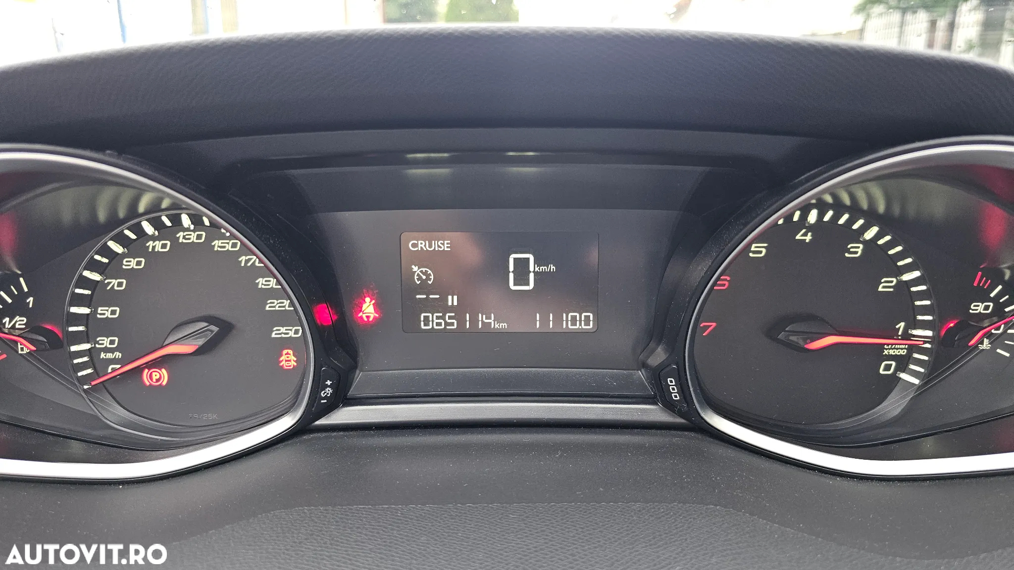 Peugeot 308 1.2 L PureTech Turbo Active - 15
