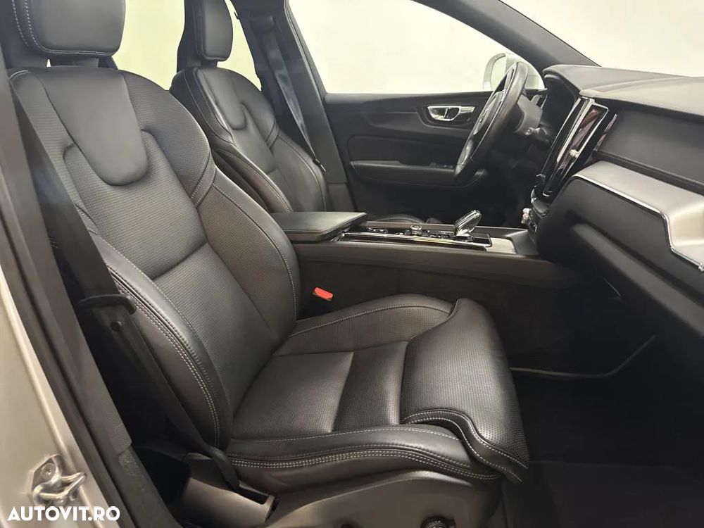 Volvo XC 60 T8 AWD Recharge Geartronic Inscription - 6