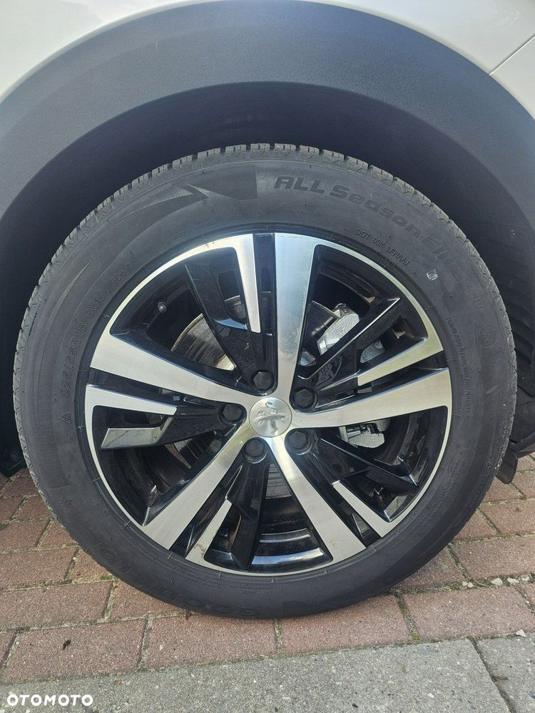 Peugeot 3008 - 16