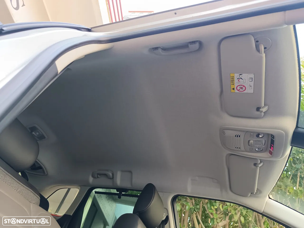 Citroën C3 Aircross 1.2 PureTech Shine EAT6 - 27
