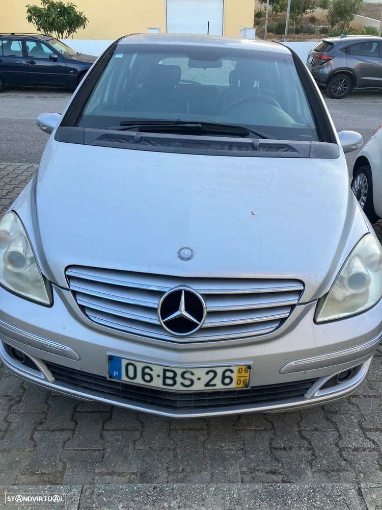 Mercedes-Benz B 150 Standard - 2