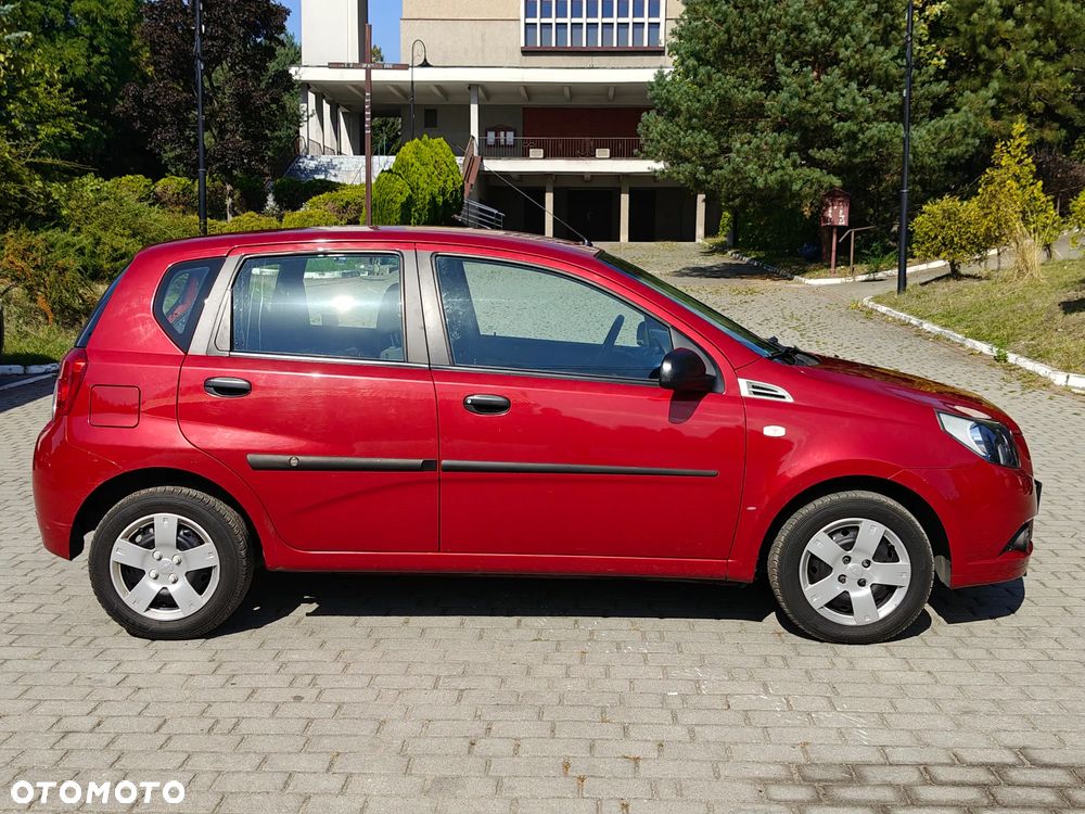 Chevrolet Aveo 1.2 16V LS - 11