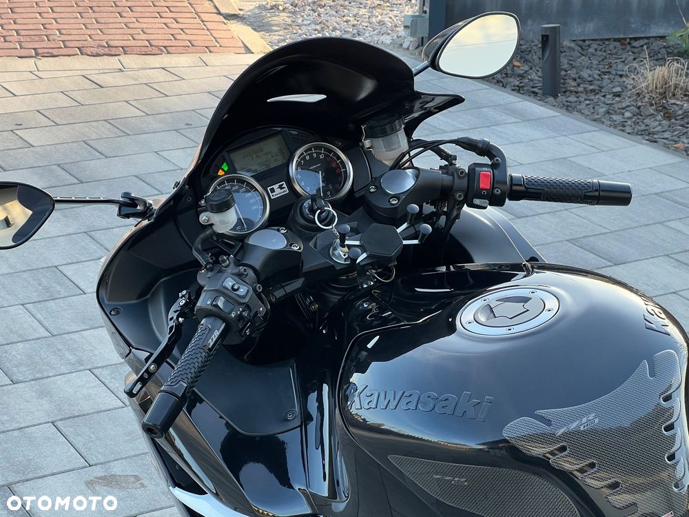 Kawasaki ZZR - 12