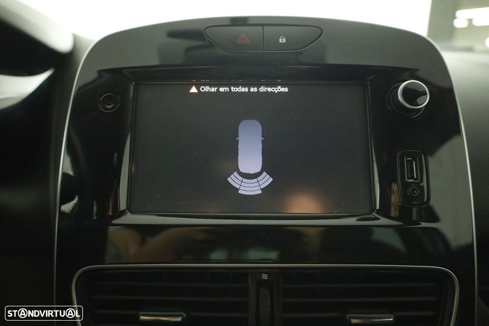 Renault Clio 1.5 dCi Limited - 12