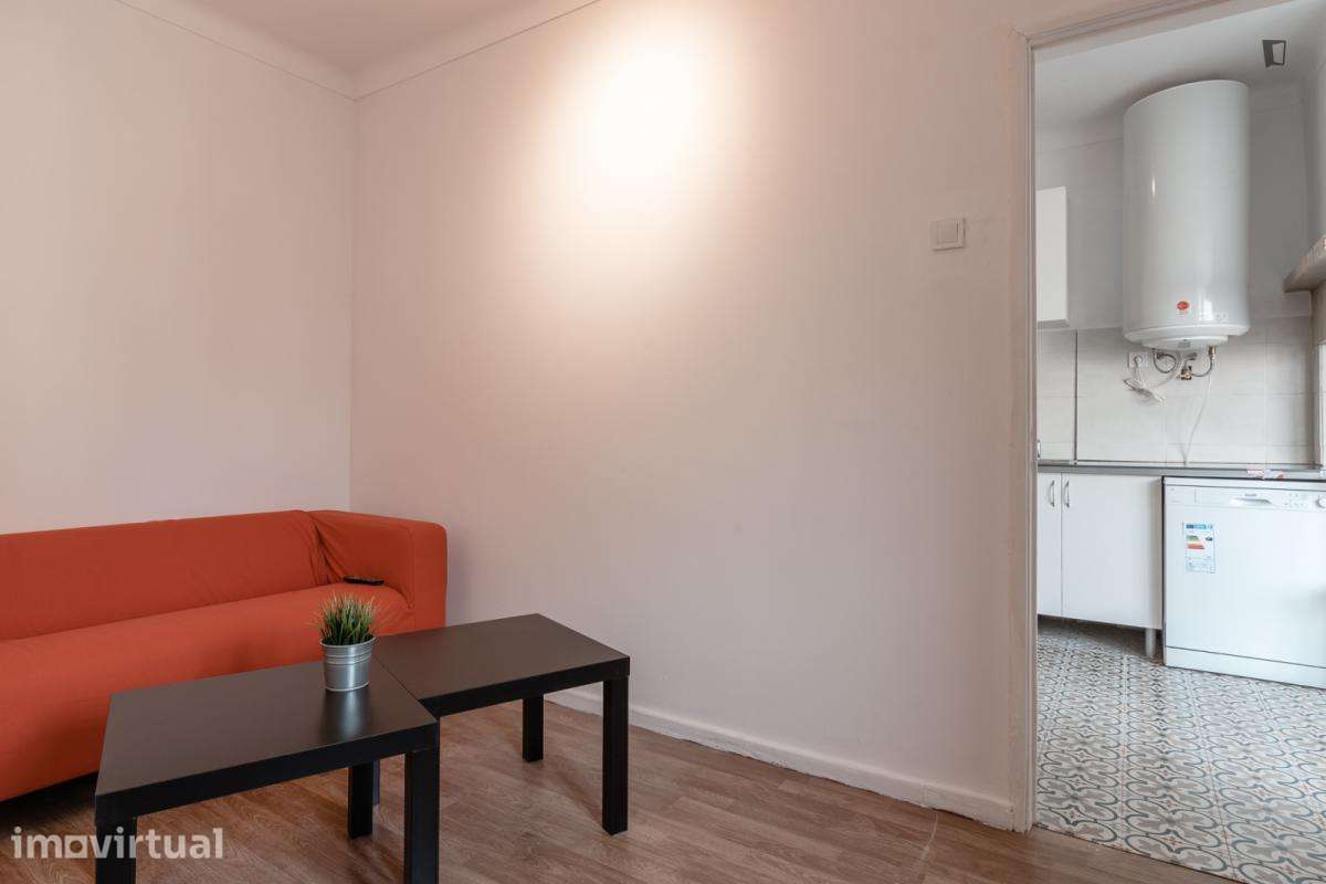 Quarto - localizado em Arroios Lisbon - Grande imagem: 3/24