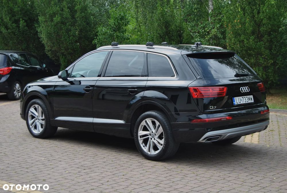 Audi Q7 - 4