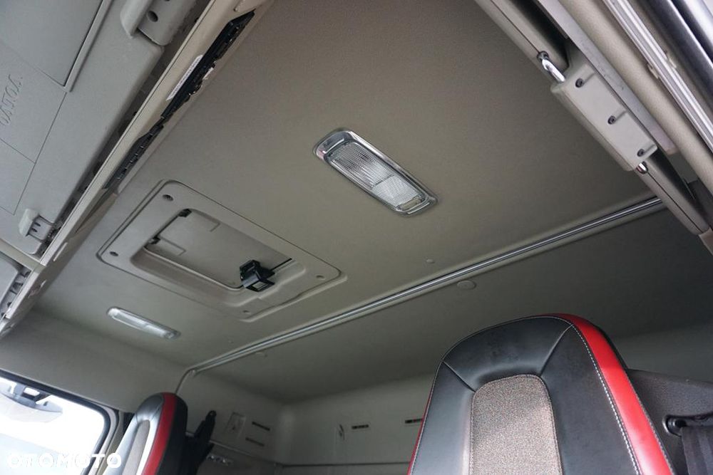 Volvo FM / 410 / ACC / EURO 6 / WAGA 6800 KG / MAŁY PRZEBIEG - 23