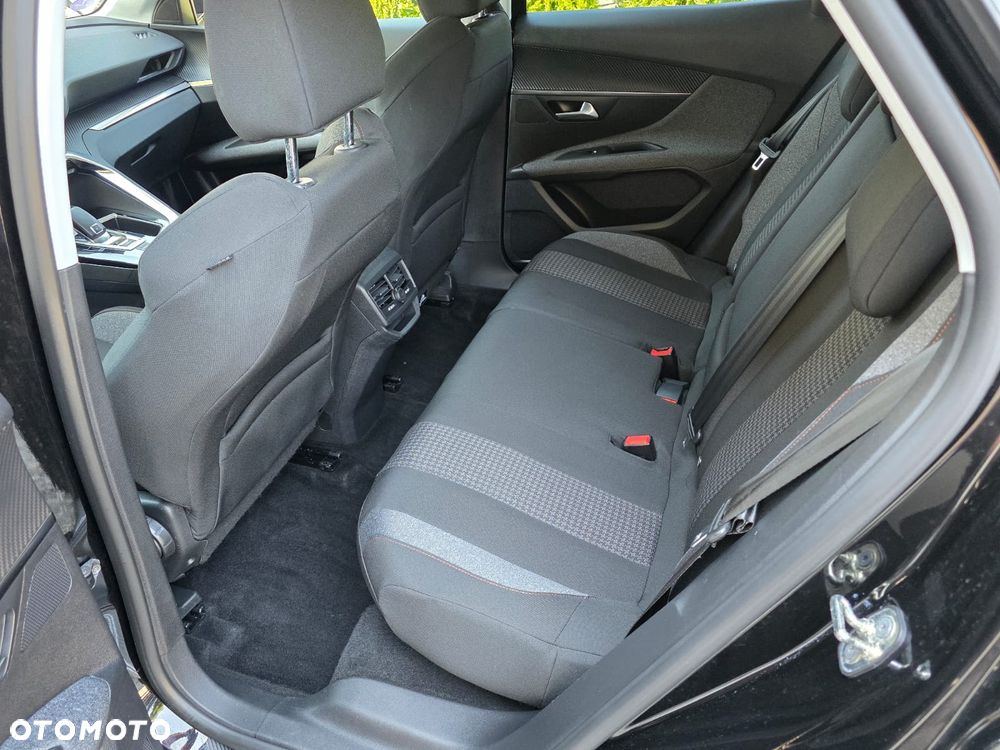 Peugeot 3008 - 21