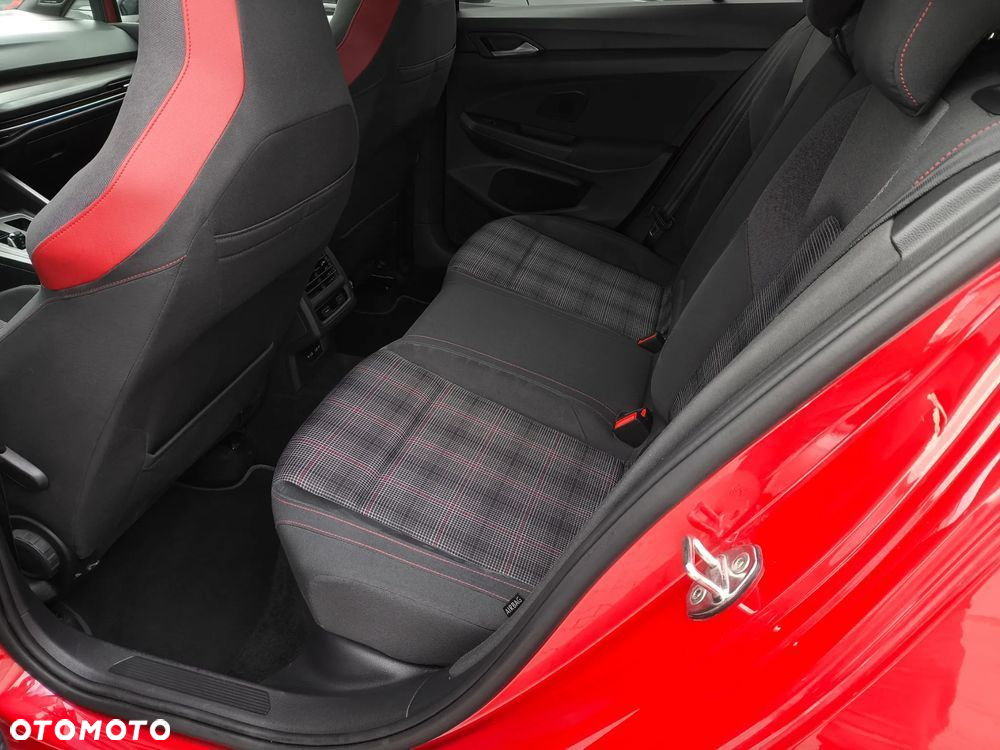 Volkswagen Golf VIII 2.0 TSI GTI DSG - 25