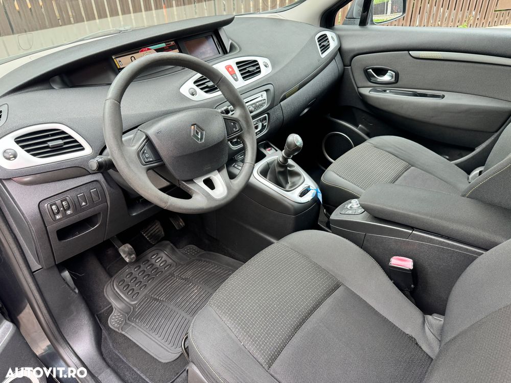 Renault Scenic II 1.5dCi Confort Dynamique - 5