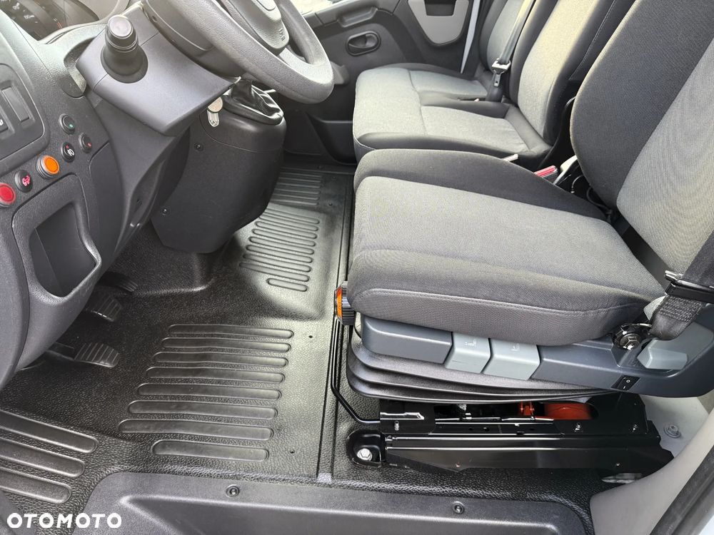 Renault Master Izoterma Winda - 27