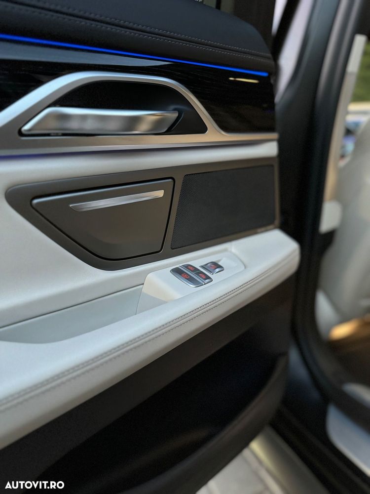 BMW Seria 7 - 18