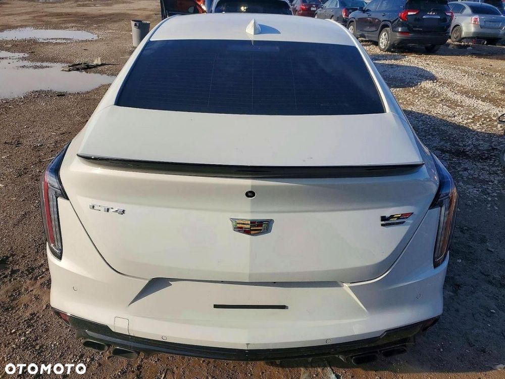 Cadillac CT4 - 3