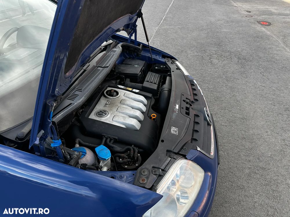 Volkswagen Touran 1.9TDI Conceptline - 18