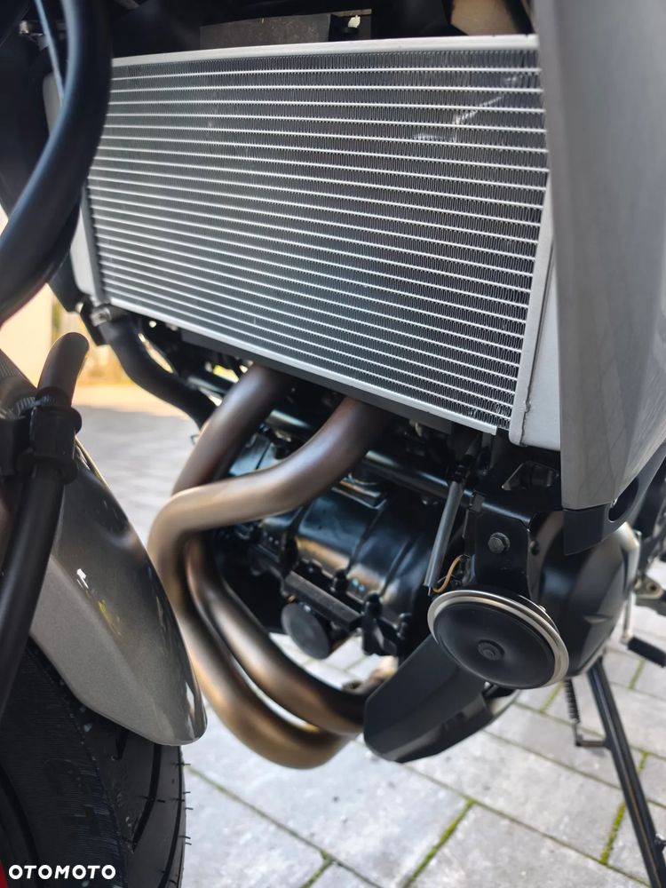 Kawasaki Versys 650 - 17