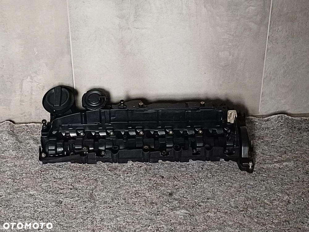 NR 609 Pokrywa zaworów do BMW 7 F01 3.0TDI 15265812 - 2