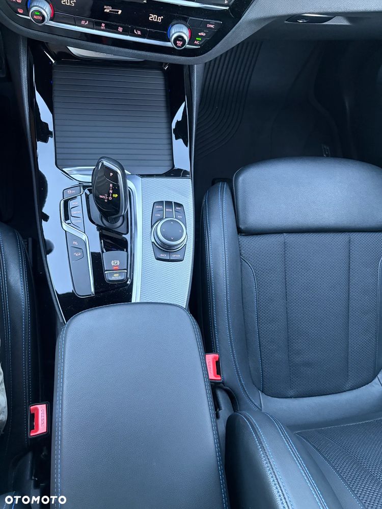 BMW X3 xDrive20d - 28