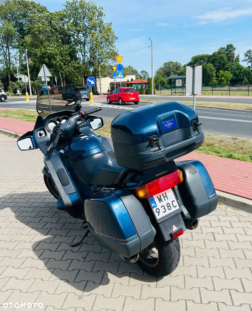 Honda ST - 4