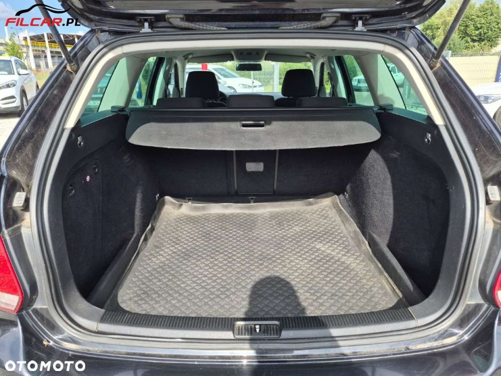 Volkswagen Golf - 18