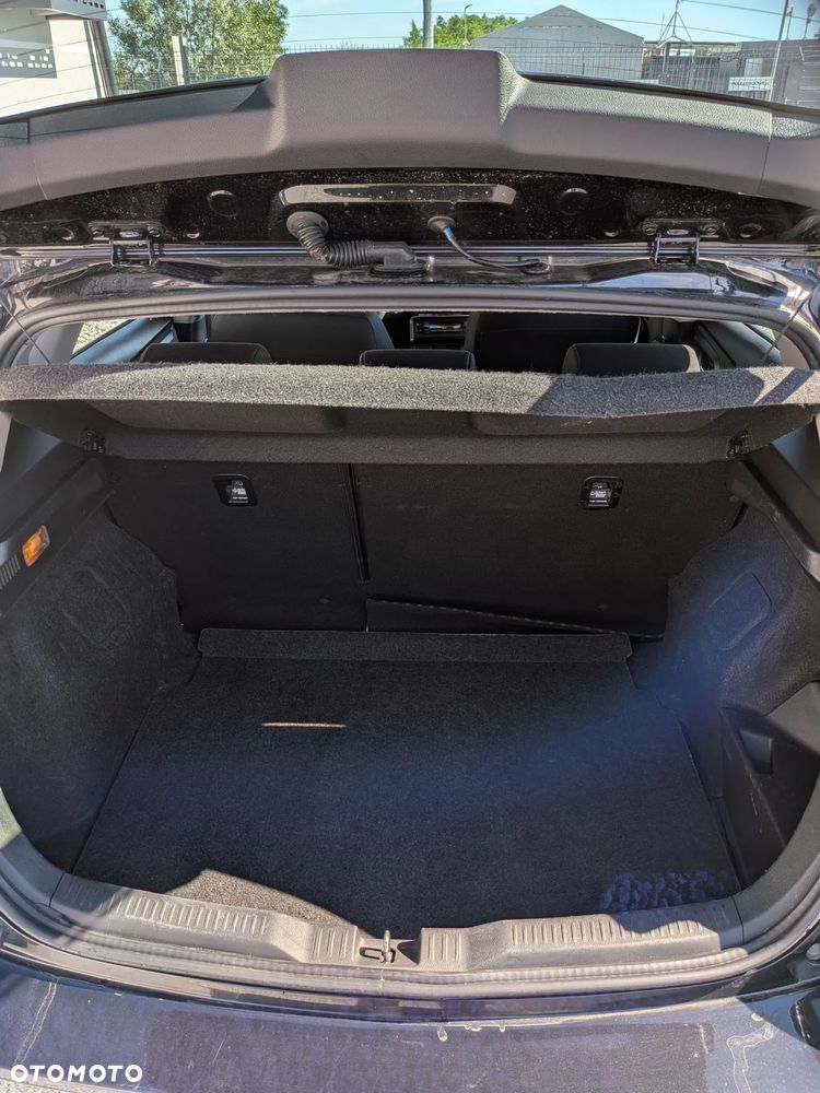 Toyota Auris Hybrid 135 Comfort - 17