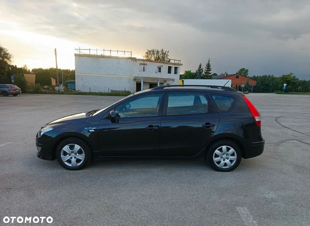 Hyundai i30 i30cw 1.4 blue Comfort - 5