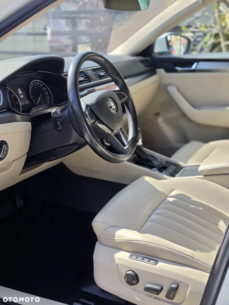 Skoda Superb 2.0 TSI Style DSG - 19