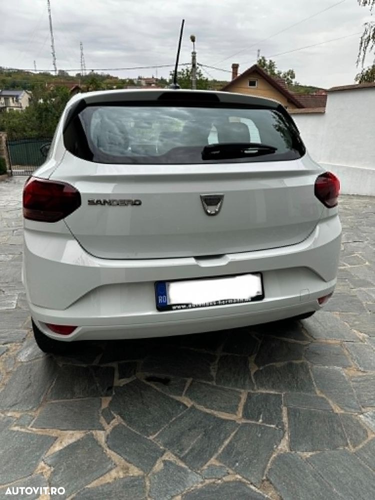 Dacia Sandero TCe 90 Essential - 4