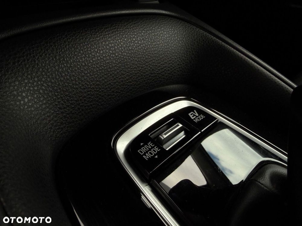 Toyota Corolla 1.8 Hybrid Comfort - 35