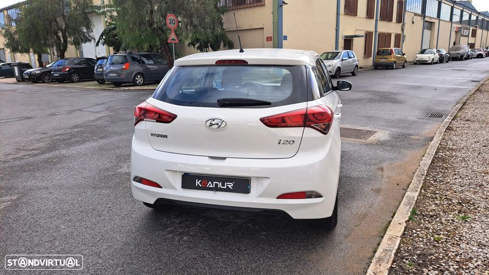 Hyundai i20 1.1 CRDi Access+Bluetooth - 18