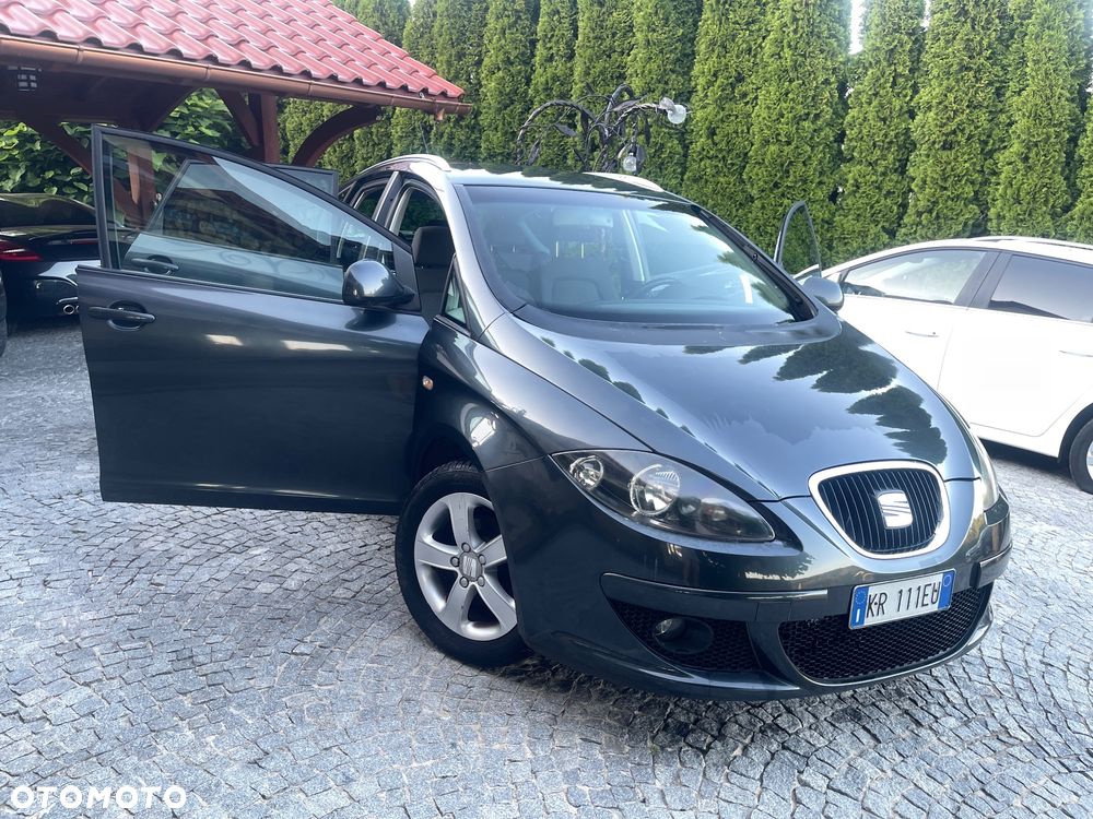 Seat Altea XL 1.6 Reference - 1